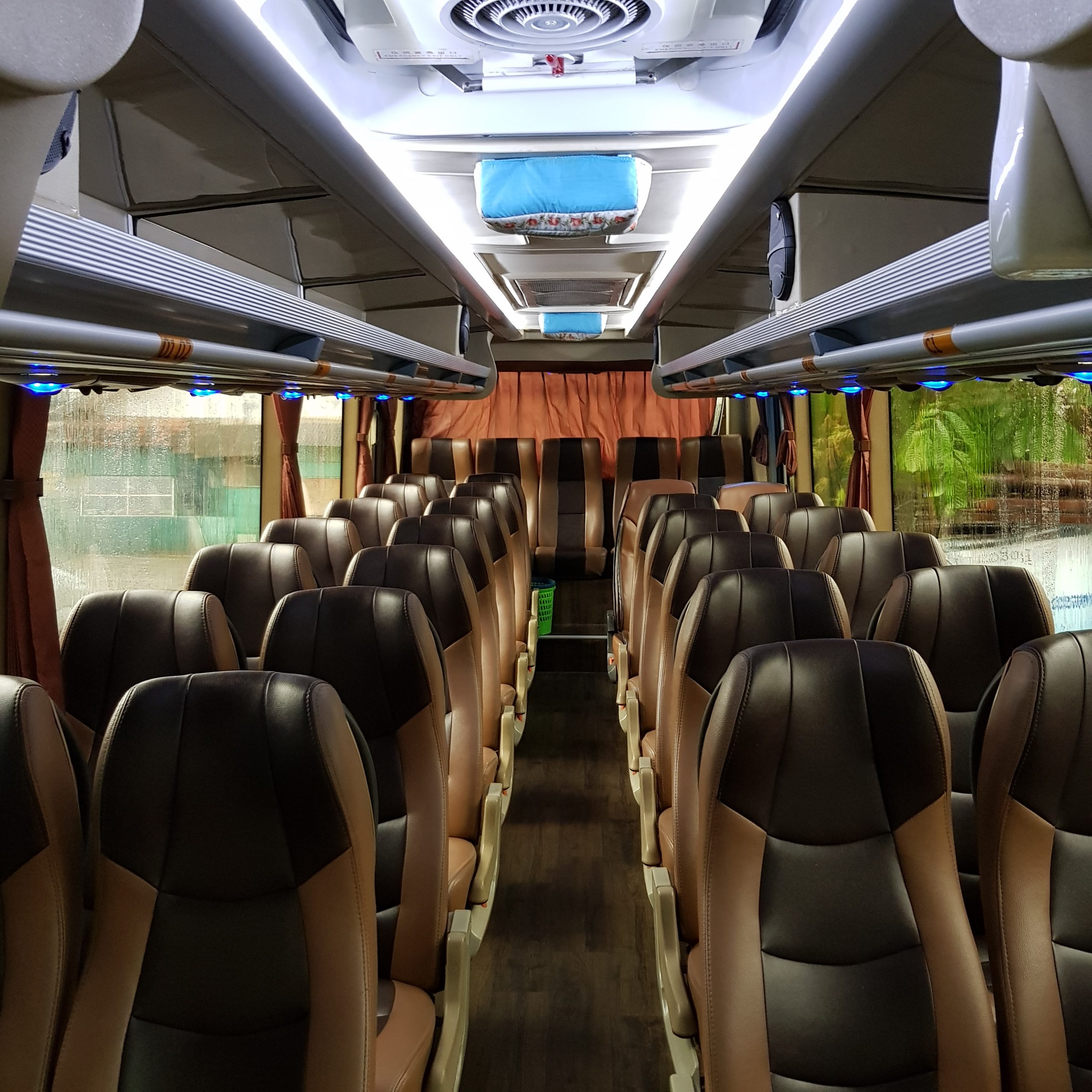 Medium Bus Executive Class 33 Seaters