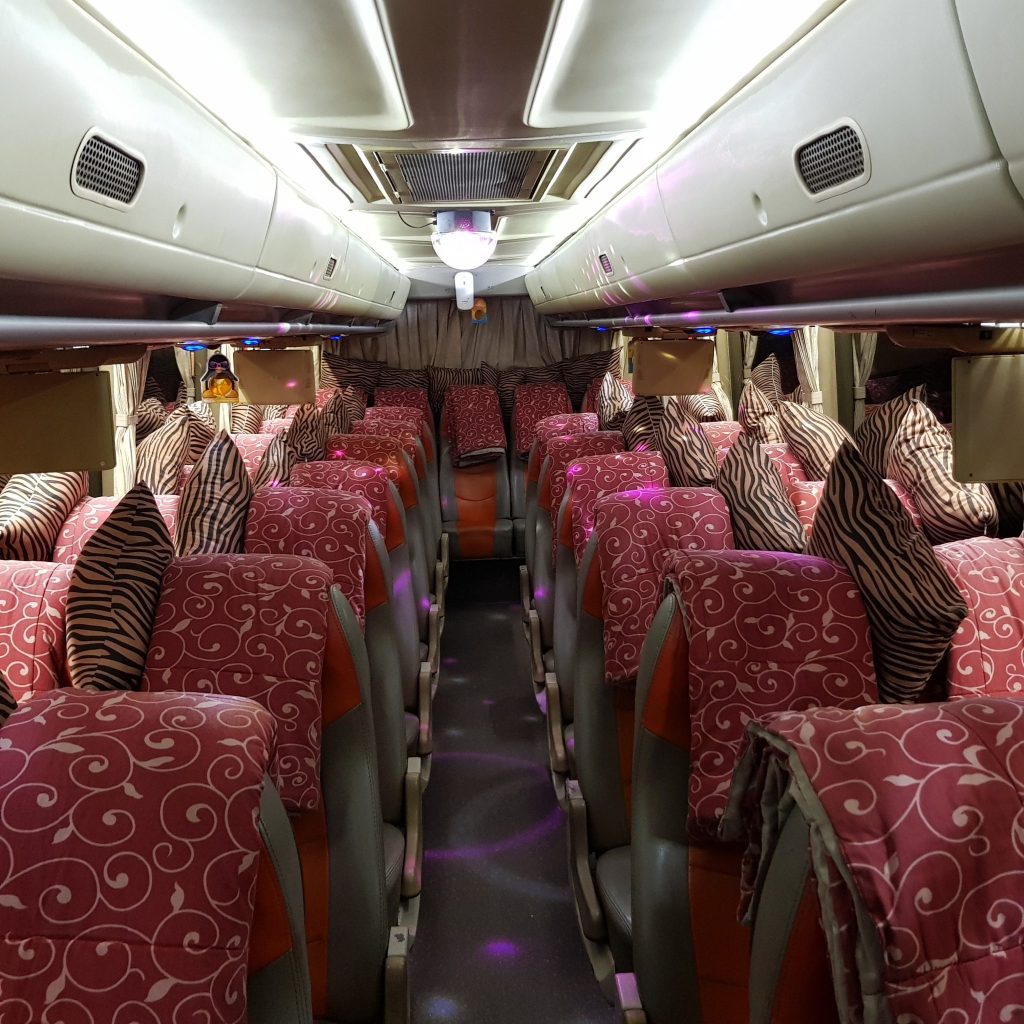 Jasa Sewa Bus Premiere Class | PO Bus Terbaik #1 Indonesia